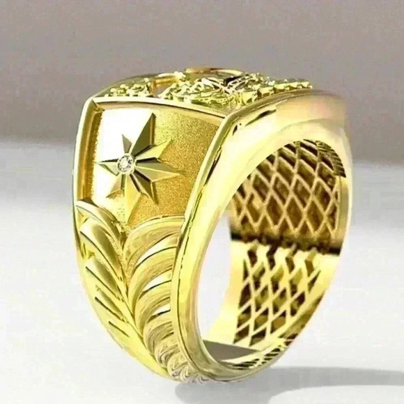 Unique Retro K for King Flip Cover Wide Vintage Punk Ring for Men, GPMB… - Picture 1 of 3
